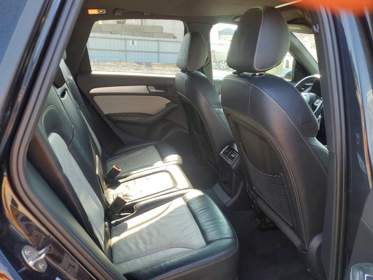 2014 Audi Sq5 Premium Plus Blue vin: WA1CGAFP2EA036903