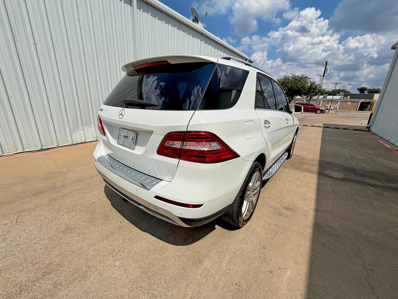 2015 Mercedes-benz Ml 350 White vin: 4JGDA5JB1FA526745