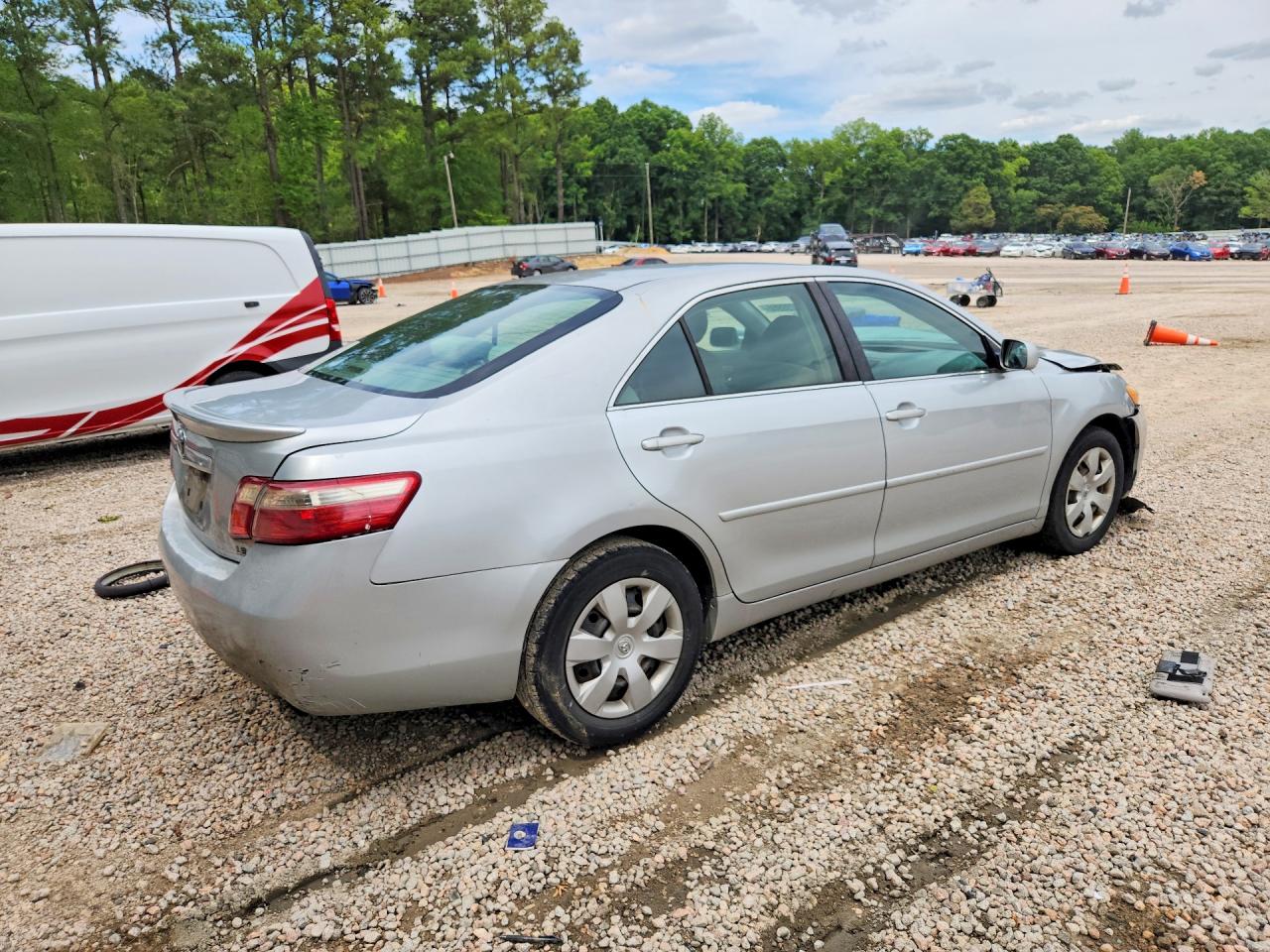 2007 Toyota Camry Le Silver vin: 4T1BE46K57U159816