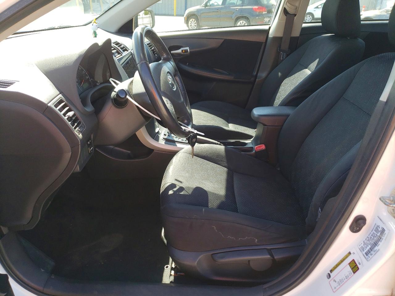 2009 Toyota Corolla S White vin: 1NXBU40E39Z034404