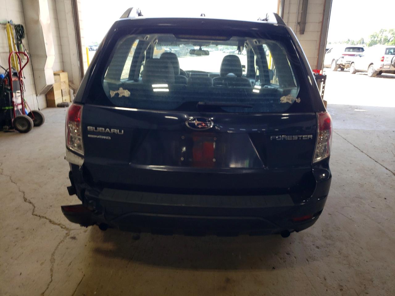 2012 Subaru Forester 2.5x Blue vin: JF2SHBBCXCH400725
