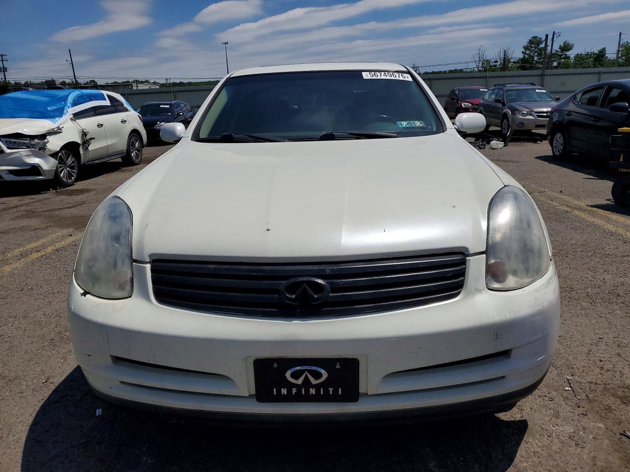2004 Infiniti G35 Base Белый vin: JNKCV51F94M718464