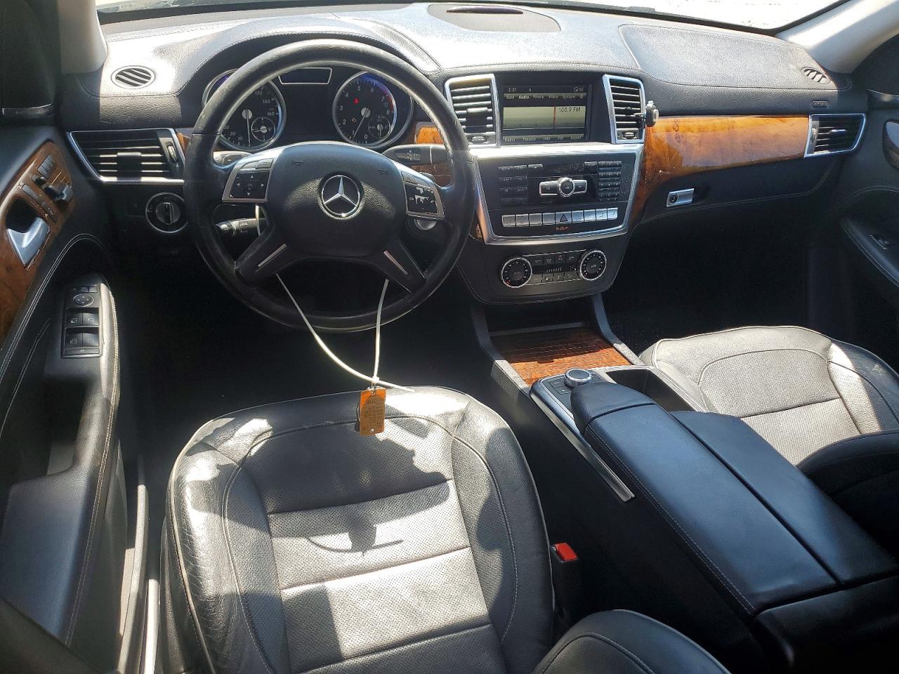 2014 Mercedes-benz Ml 550 4matic Черный vin: 4JGDA7DB6EA343959