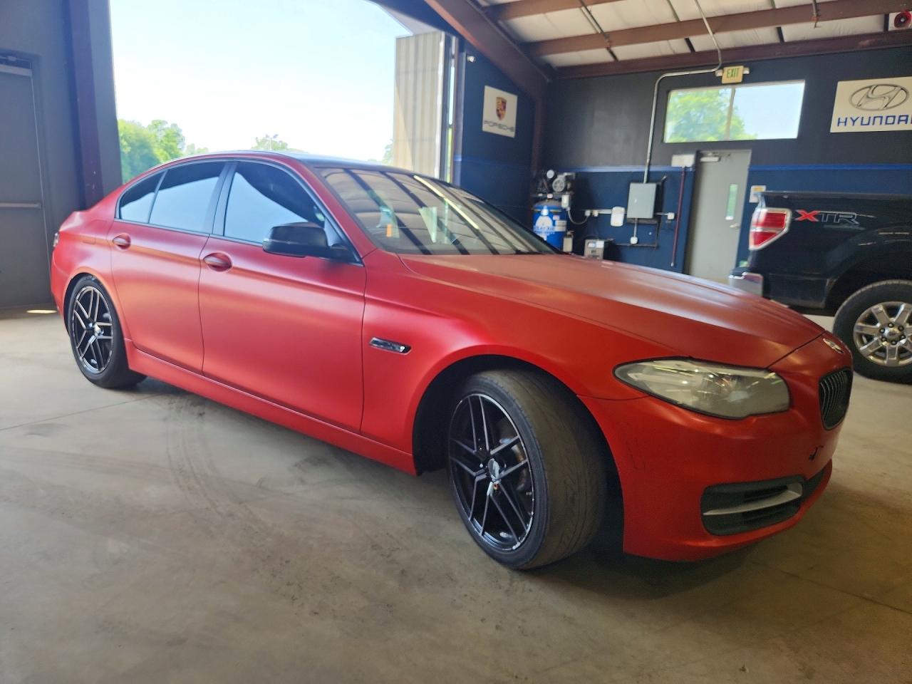 2014 Bmw 528 Xi Red vin: WBA5A7C56ED615362