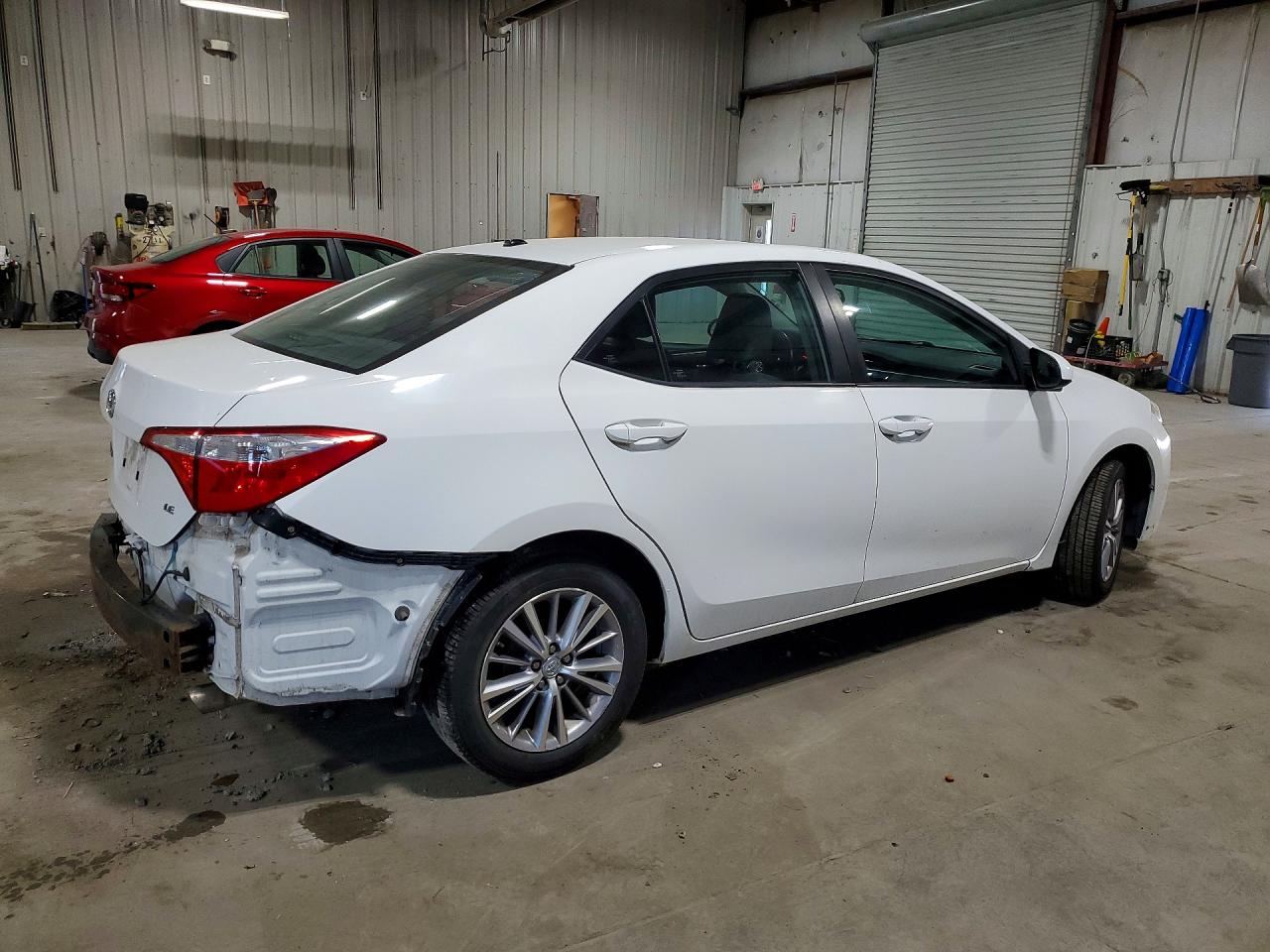 2014 Toyota Corolla Le Premium White vin: 5YFBURHE3EP133379