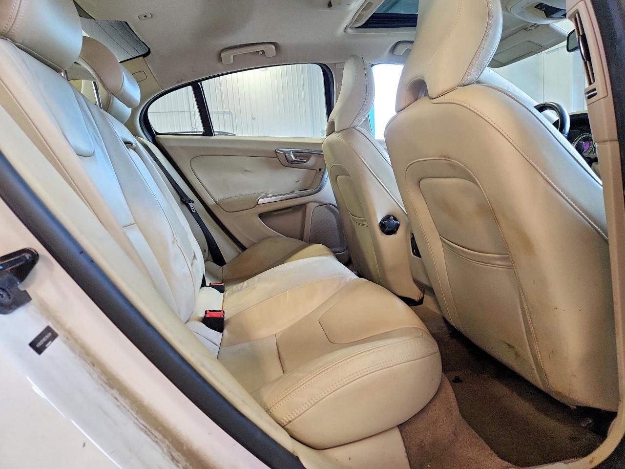 2013 Volvo S60 T5 White vin: YV1612FH9D2184004