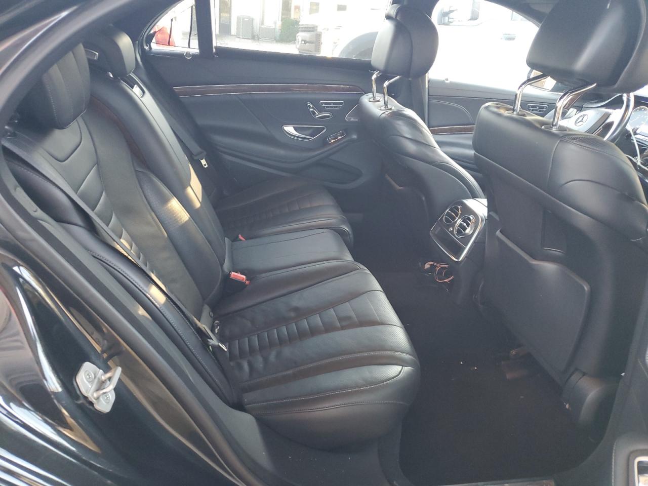 2014 Mercedes-benz S 550 Black vin: WDDUG8CBXEA009949