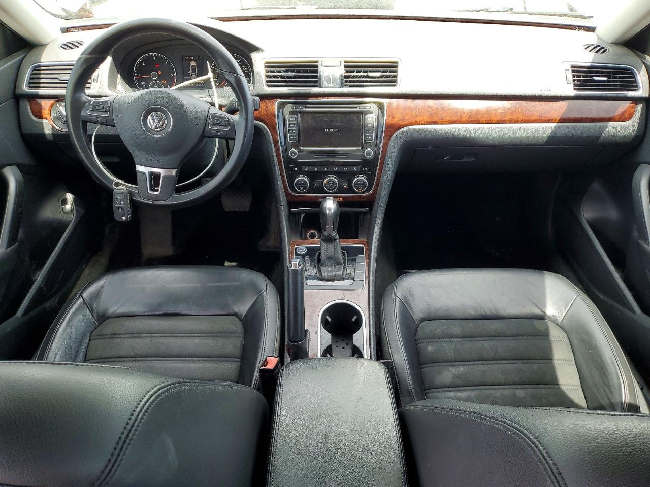 2013 Volkswagen Passat Sel Gray vin: 1VWCN7A34DC040714