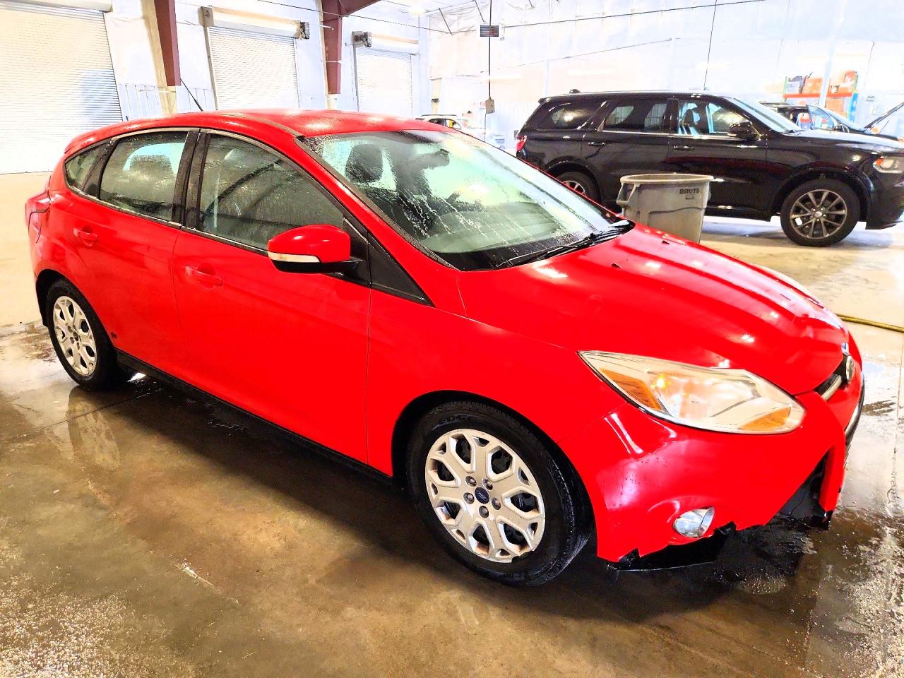 2012 Ford Focus Se Red vin: 1FAHP3K25CL309745