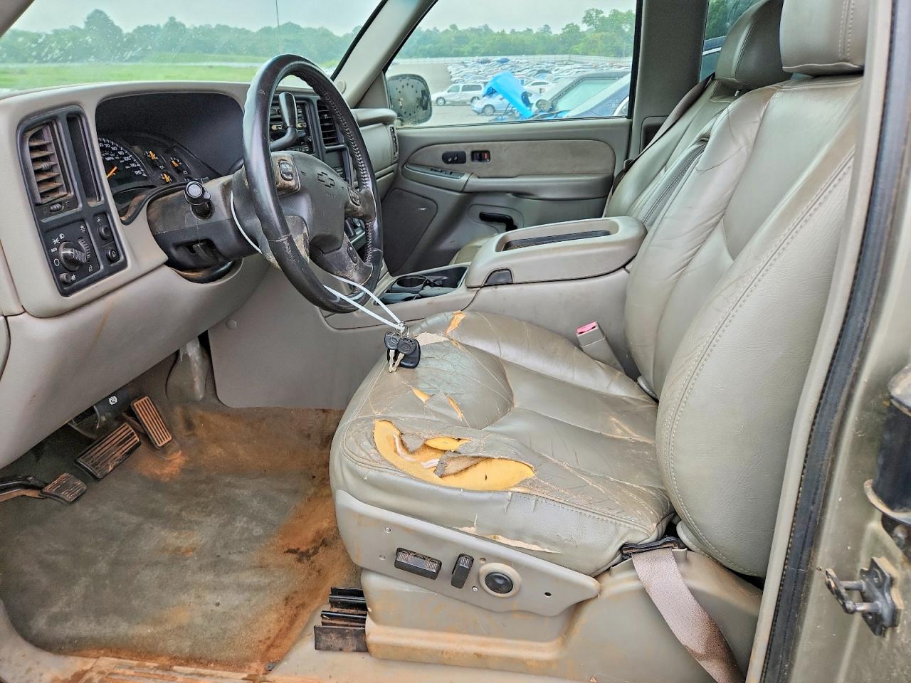 2003 Chevrolet Silverado C1500 Silver vin: 2GCEC19T431353799