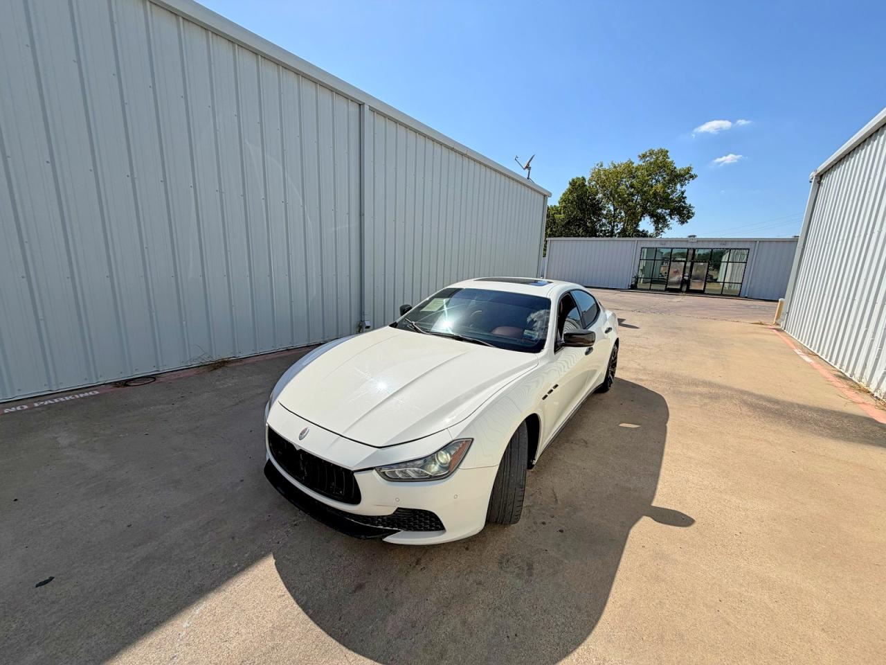 2015 Maserati Ghibli White vin: ZAM57XSAXF1148865