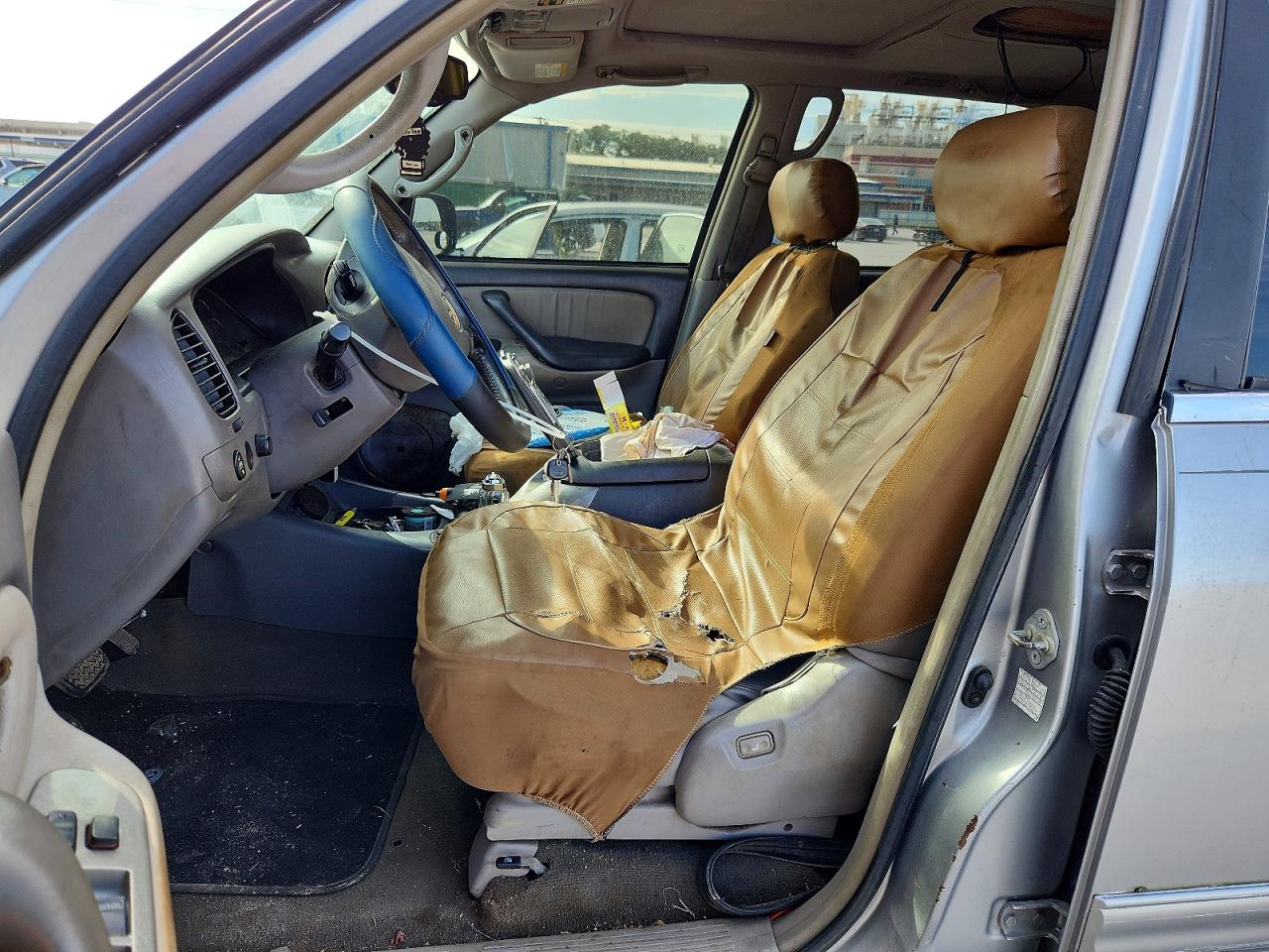 2004 Toyota Sequoia Limited Silver vin: 5TDZT38A74S222695
