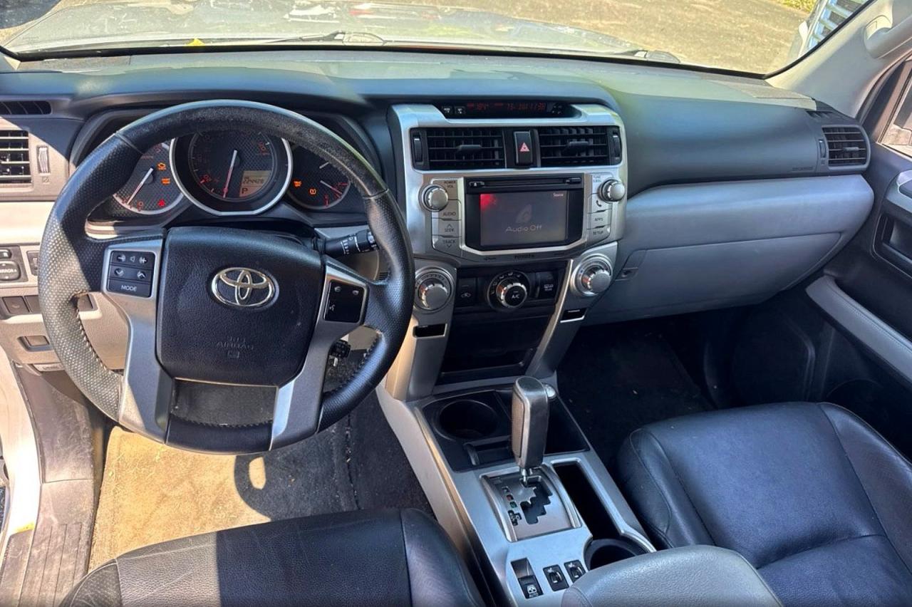 2012 Toyota 4runner Sr5 Серебряный vin: JTEBU5JR5C5104350