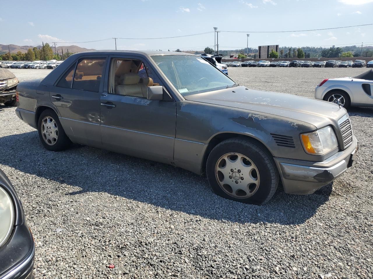 1995 Mercedes-benz E 300d Серый vin: WDBEB31E7SC086225