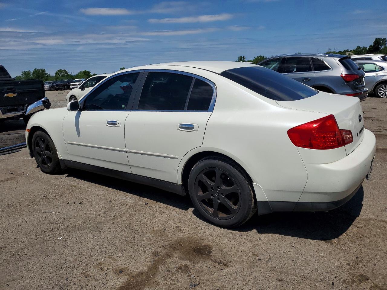 2004 Infiniti G35 Base Белый vin: JNKCV51F94M718464