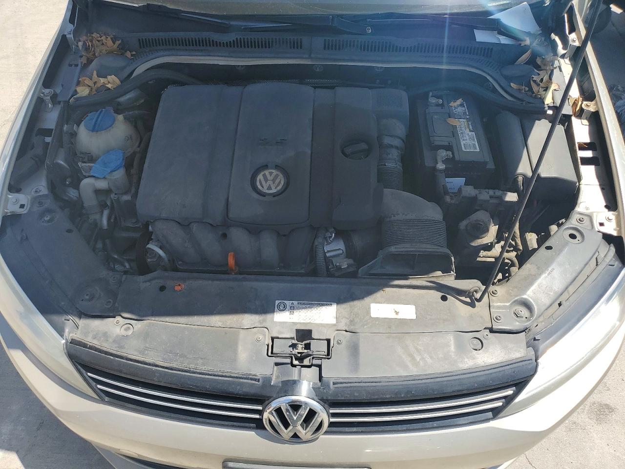 2013 Volkswagen Jetta Se Gold vin: 3VWDP7AJ1DM265328