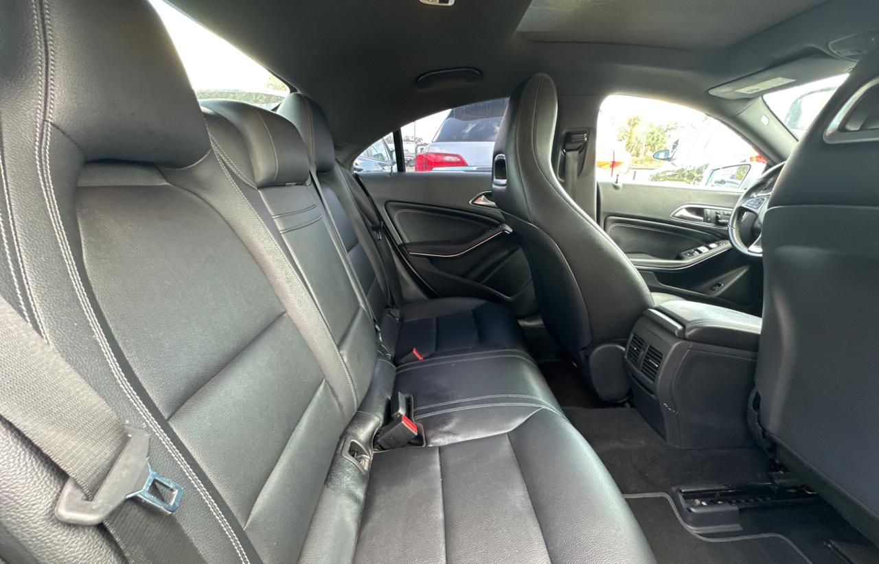 2016 Mercedes-benz Cla 250 Silver vin: WDDSJ4EB8GN374382
