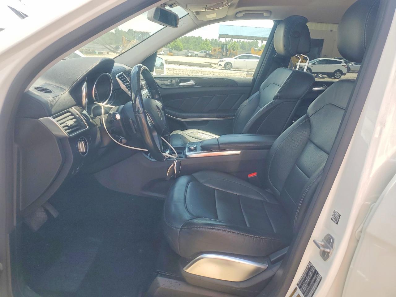 2015 Mercedes-benz Gl 550 4matic White vin: 4JGDF7DE0FA448347