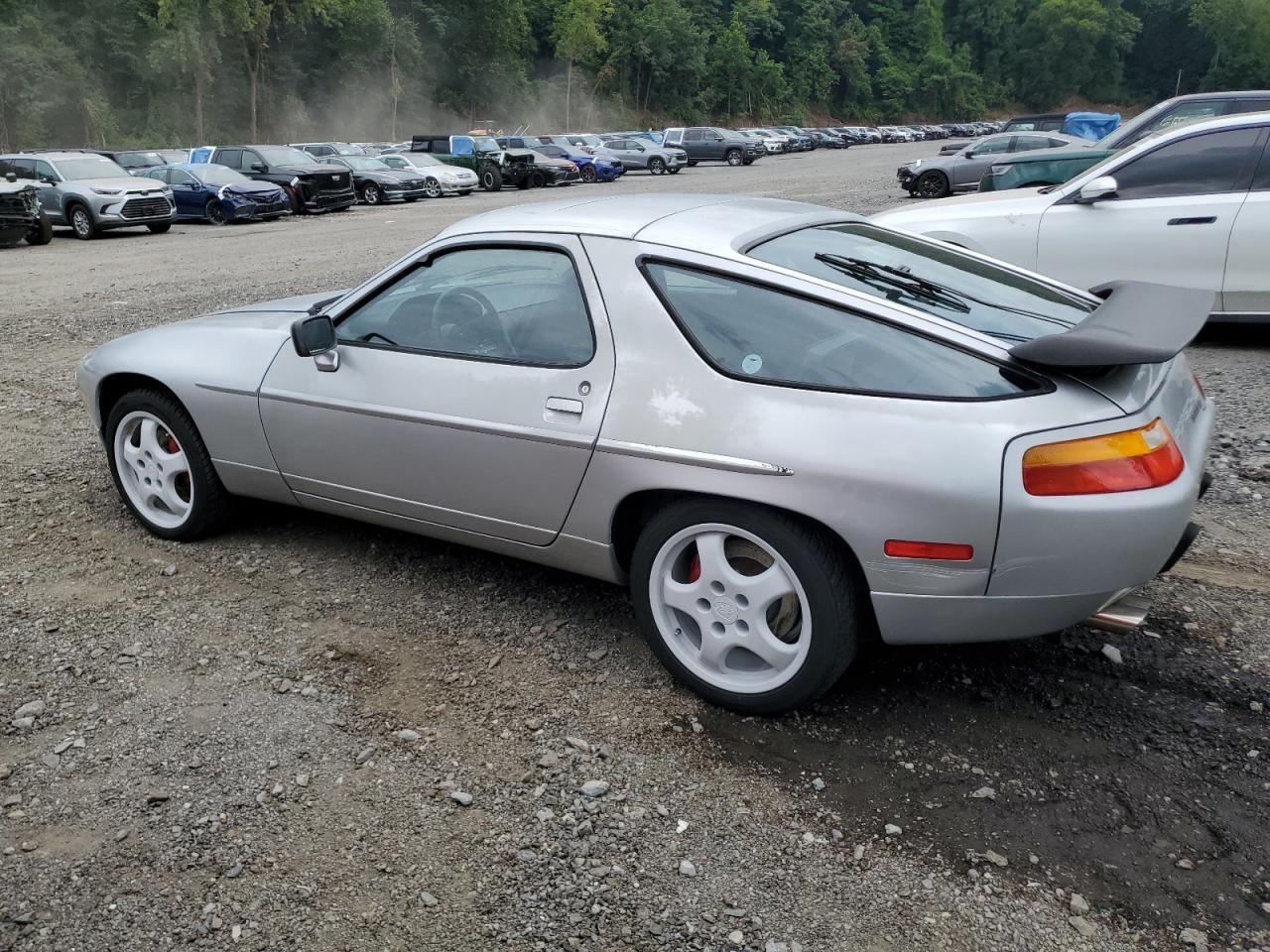 1988 Porsche 928 S-4 Silver vin: WP0JB0927JS861569