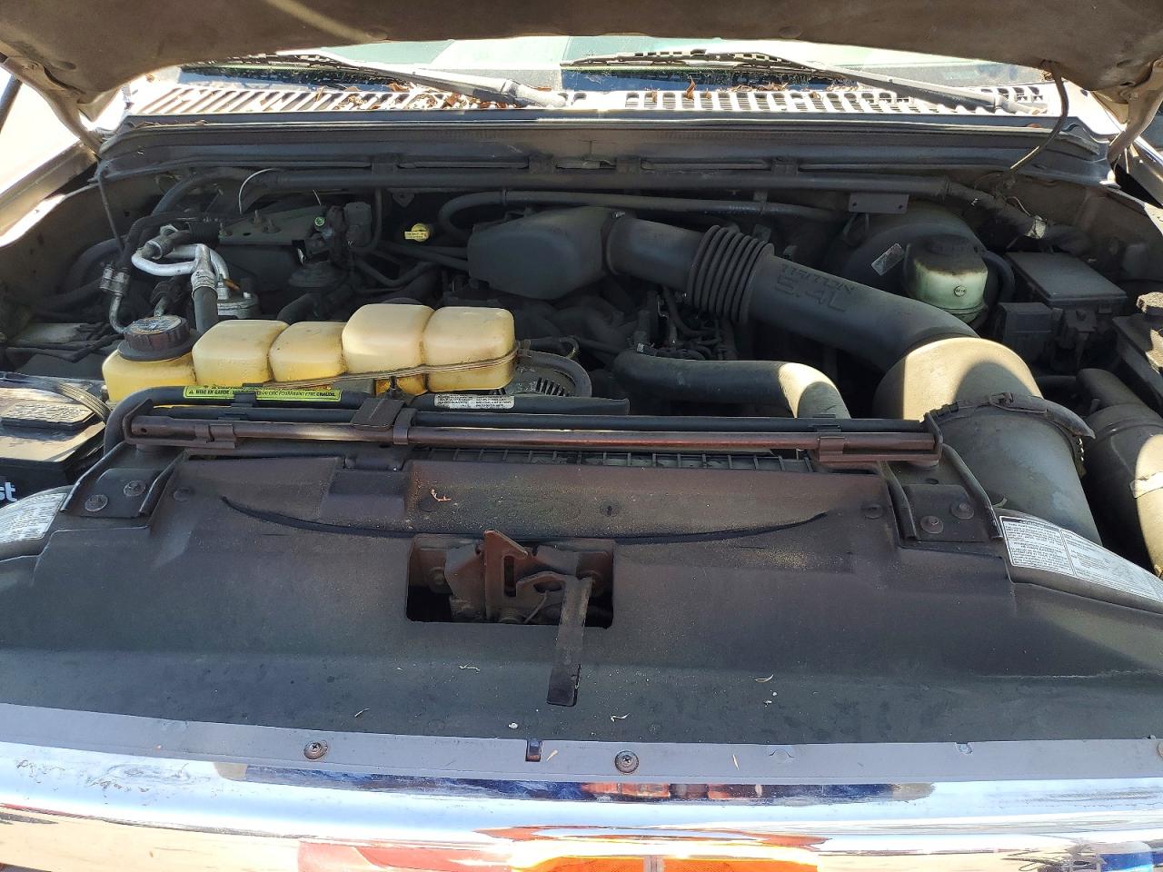 2000 Ford Excursion Xlt Tan vin: 1FMNU40L1YEA82875