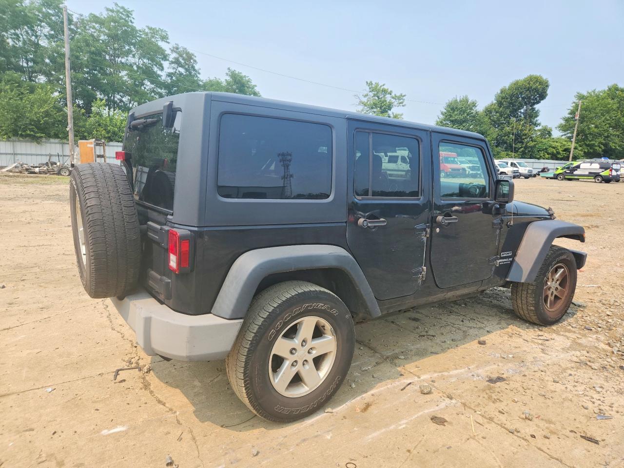 2015 Jeep Wrangler Unlimited Sport Black vin: 1C4BJWDG6FL637529