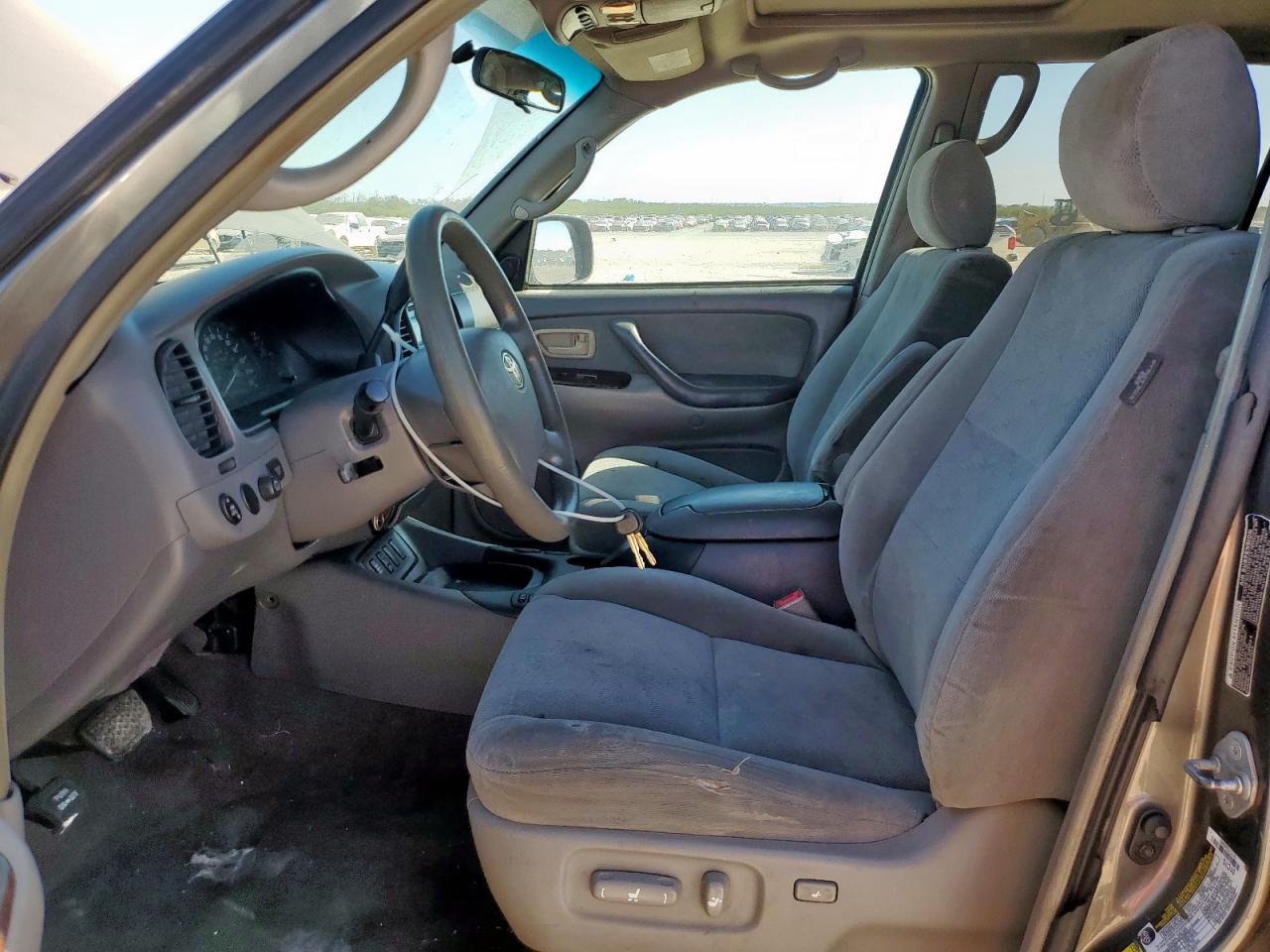 2006 Toyota Sequoia Sr5 Tan vin: 5TDZT34A36S270445
