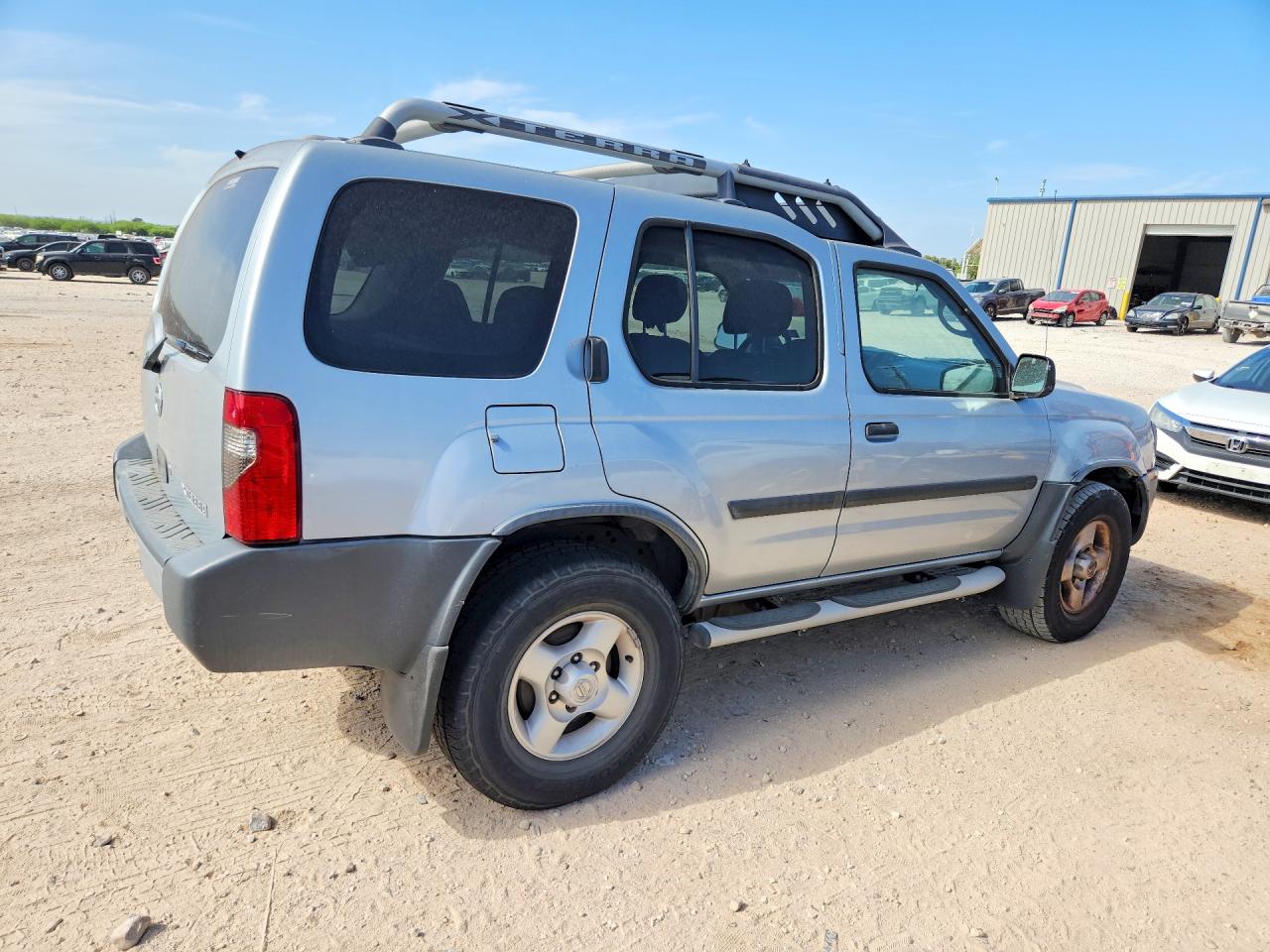 2003 Nissan Xterra Xe-v6 Silver vin: 5N1ED28T13C629852
