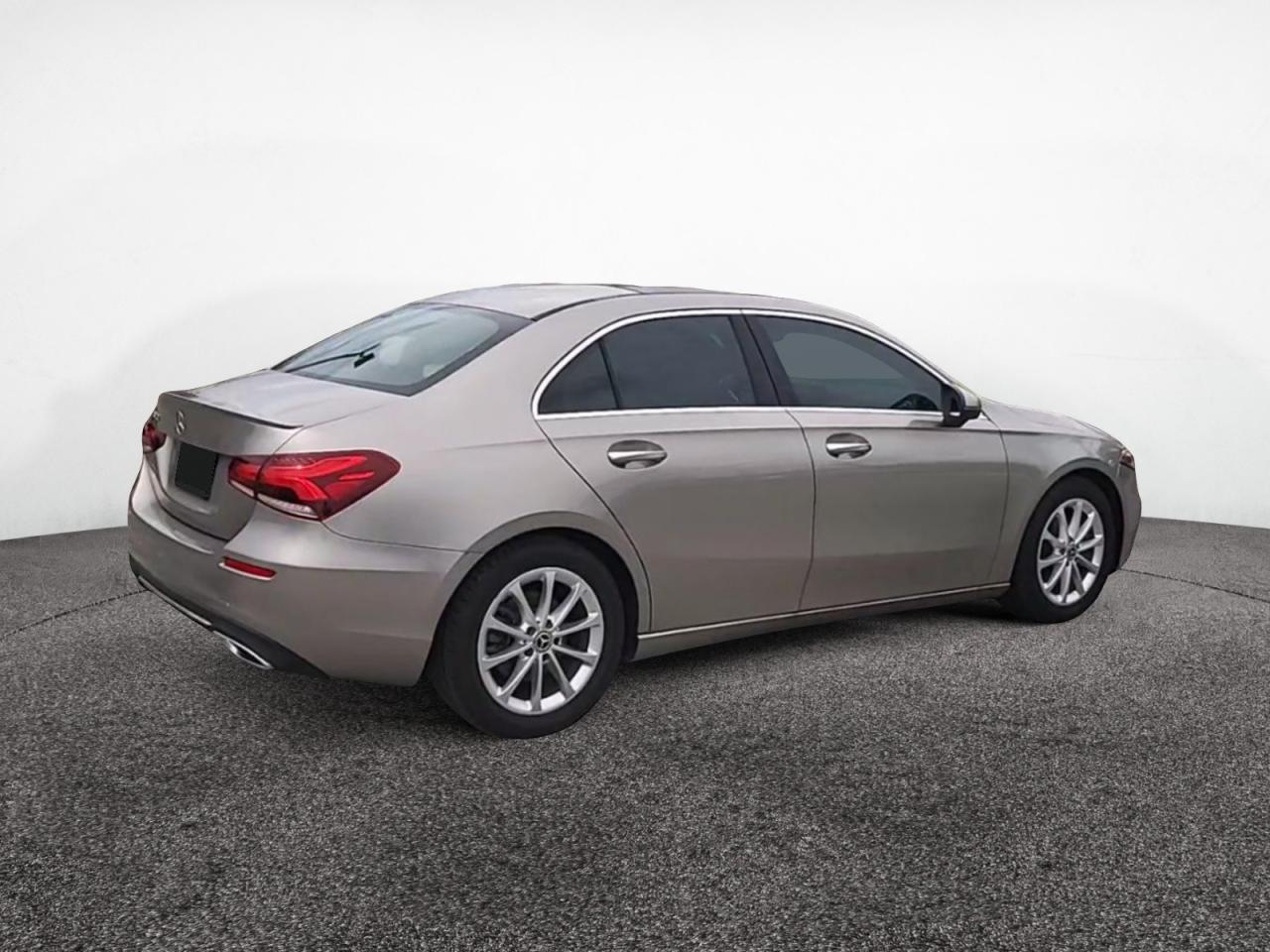 2021 Mercedes-benz A 220 Бежевый vin: W1K3G4EB2MJ262764