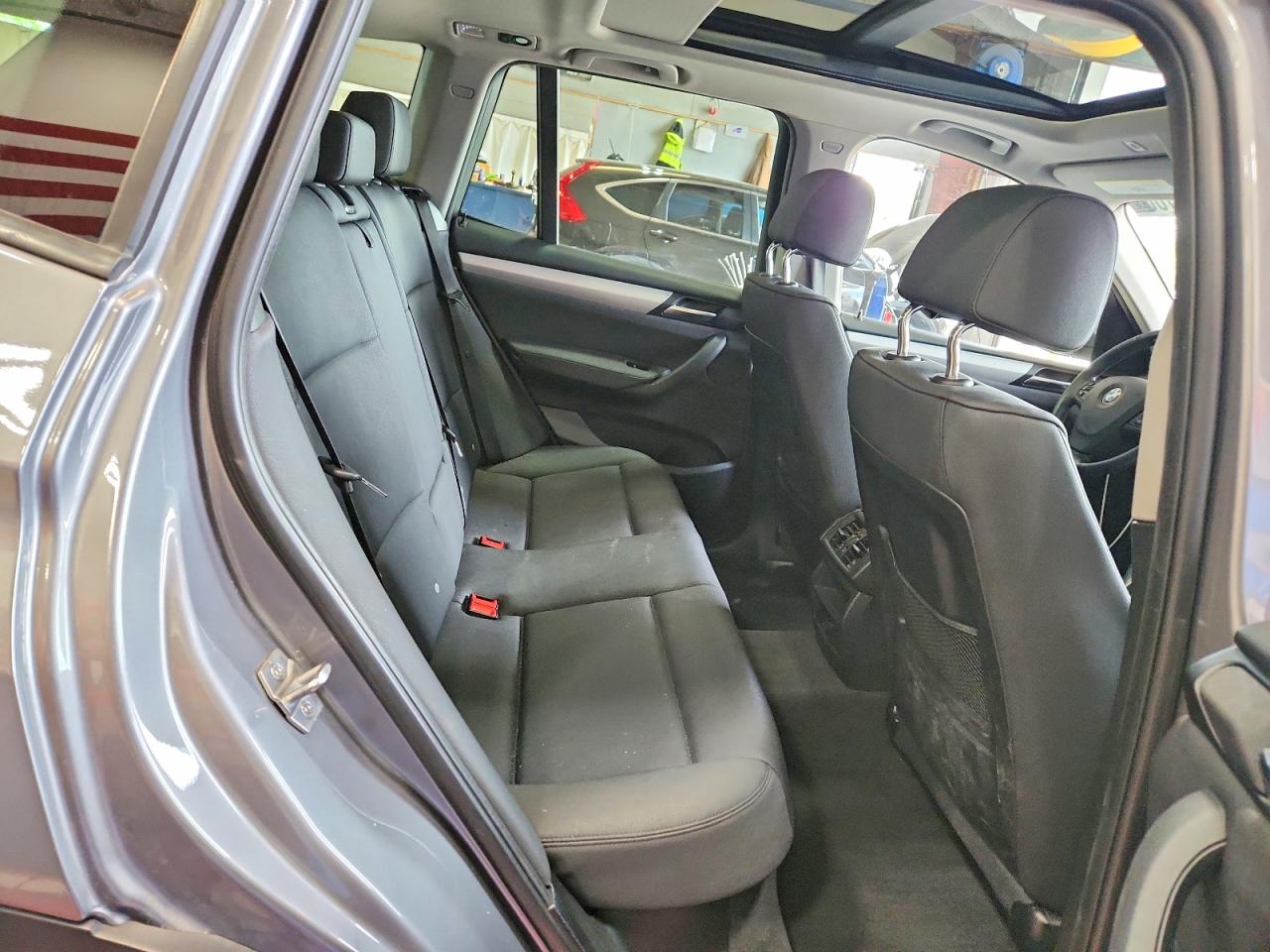 2014 Bmw X3 Xdrive28i Серебряный vin: 5UXWX9C54E0D43212
