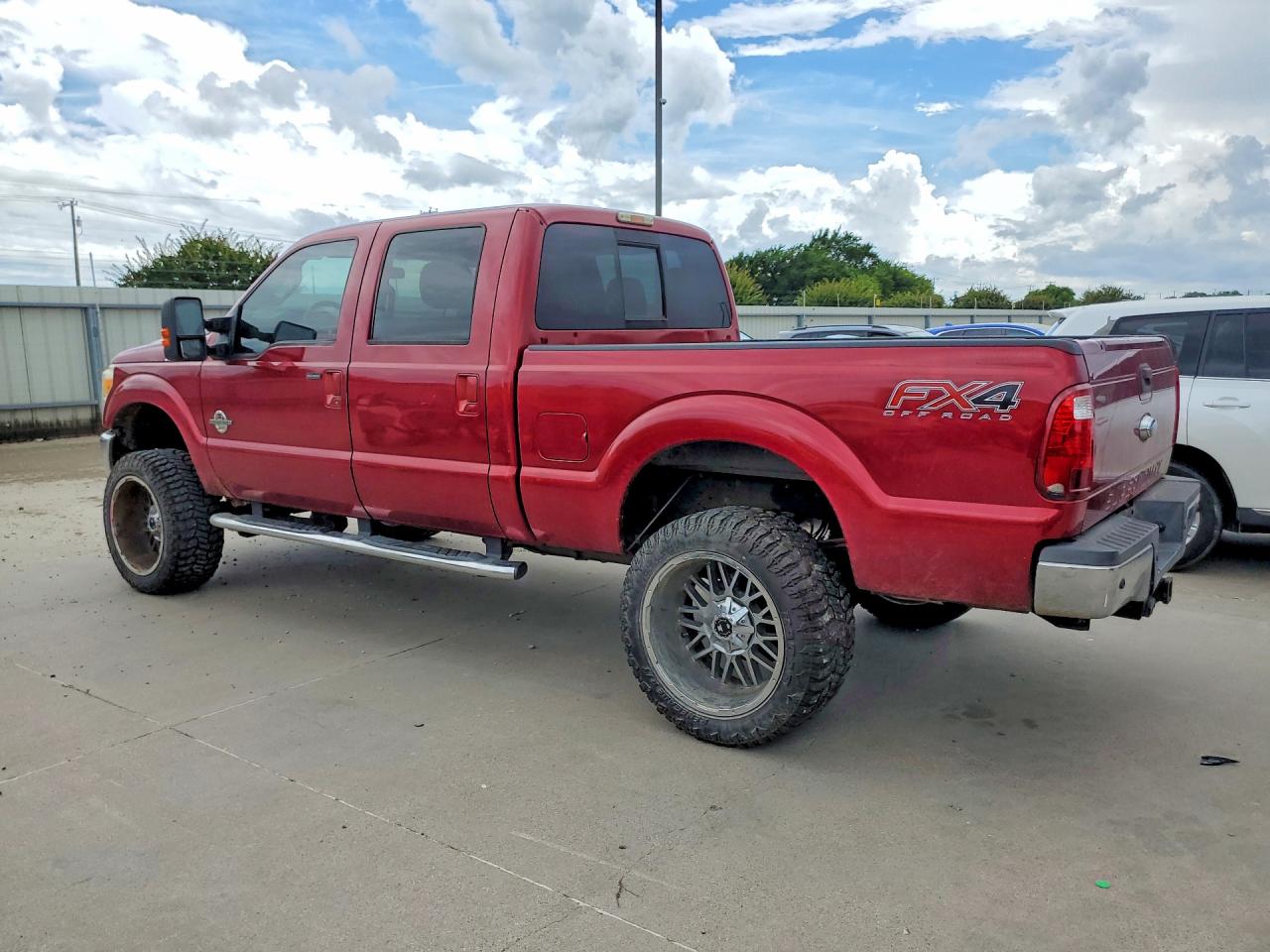 2013 Ford F250 Super Duty Maroon vin: 1FT7W2BT5DEB34303