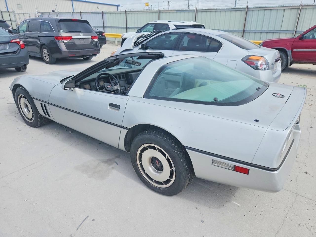 1985 Chevrolet Corvette Silver vin: 1G1YY0781F5132759
