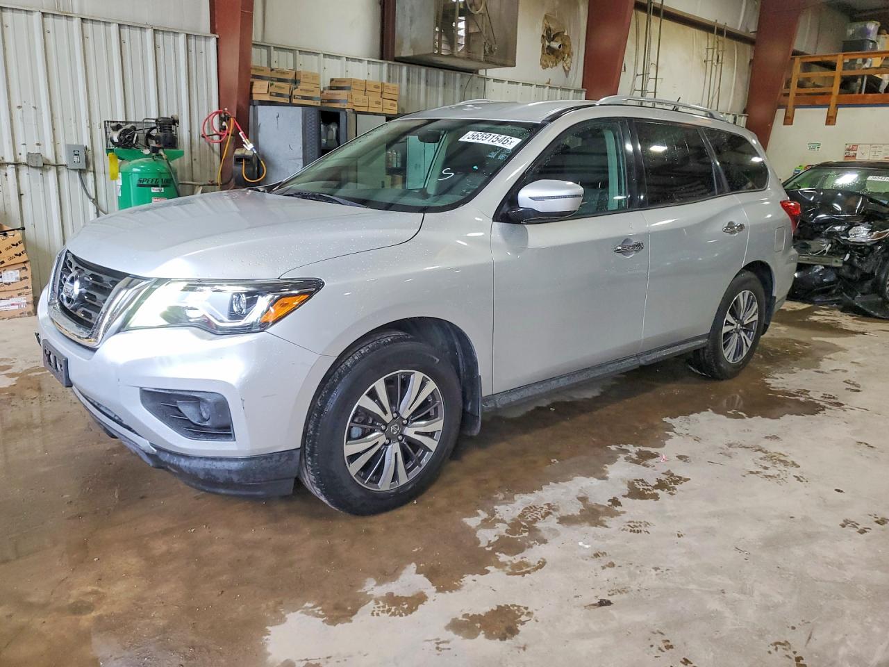 2017 Nissan Pathfinder S Silver vin: 5N1DR2MNXHC606162