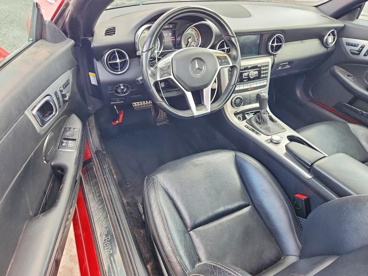 2012 Mercedes-benz Slk 250 Red vin: WDDPK4HA4CF034818
