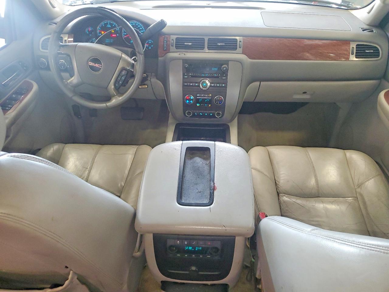2008 Gmc Yukon Blue vin: 1GKFK13068R138952
