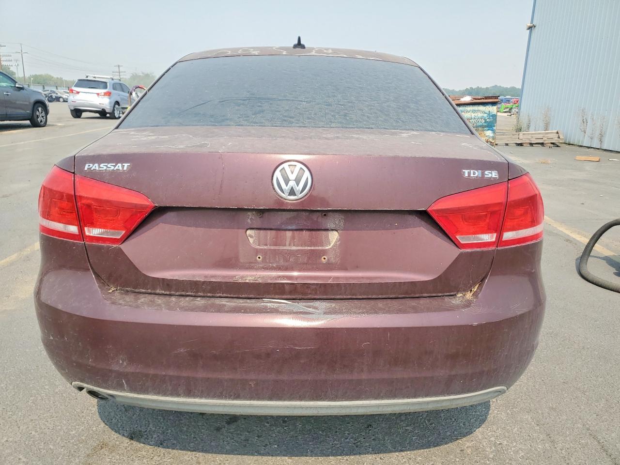 2012 Volkswagen Passat Se Burgundy vin: 1VWBN7A35CC010423