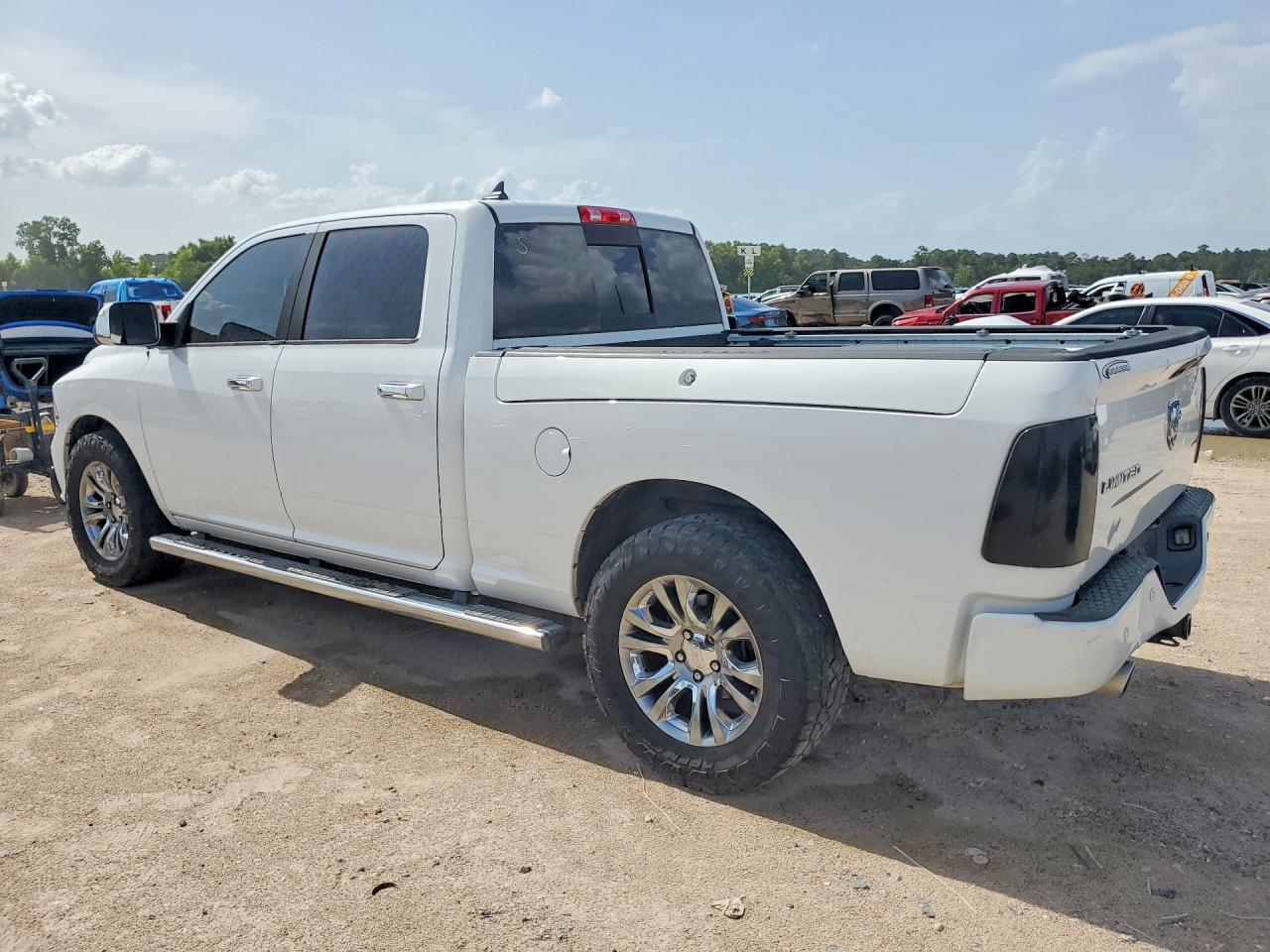 2014 Ram 1500 Longhorn White vin: 1C6RR7WT3ES187809