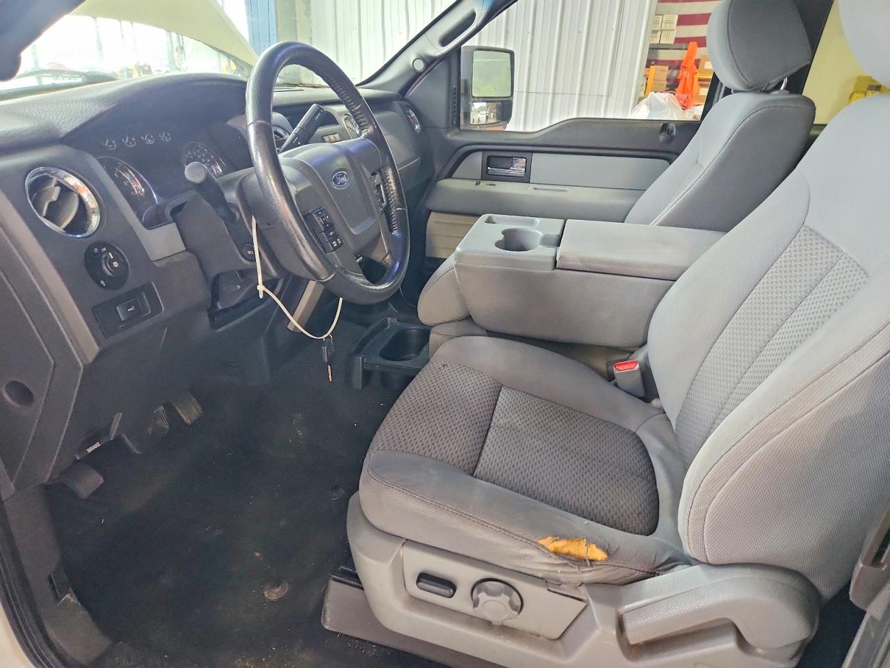 2012 Ford F150 Super Cab White vin: 1FTFX1CF2CFC55732
