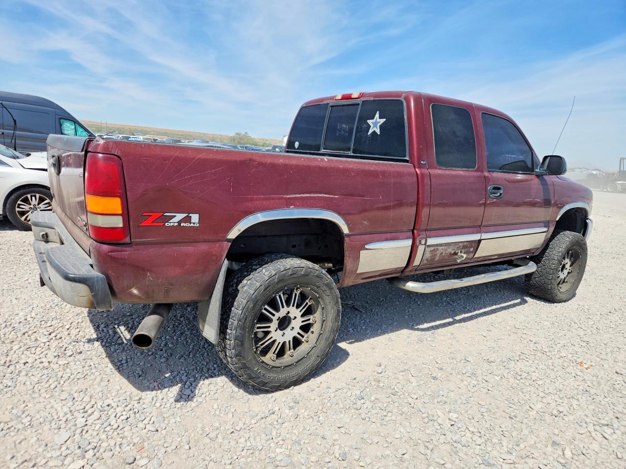 2001 Gmc New Sierra K1500 Burgundy vin: 1GTEK19T01E161634