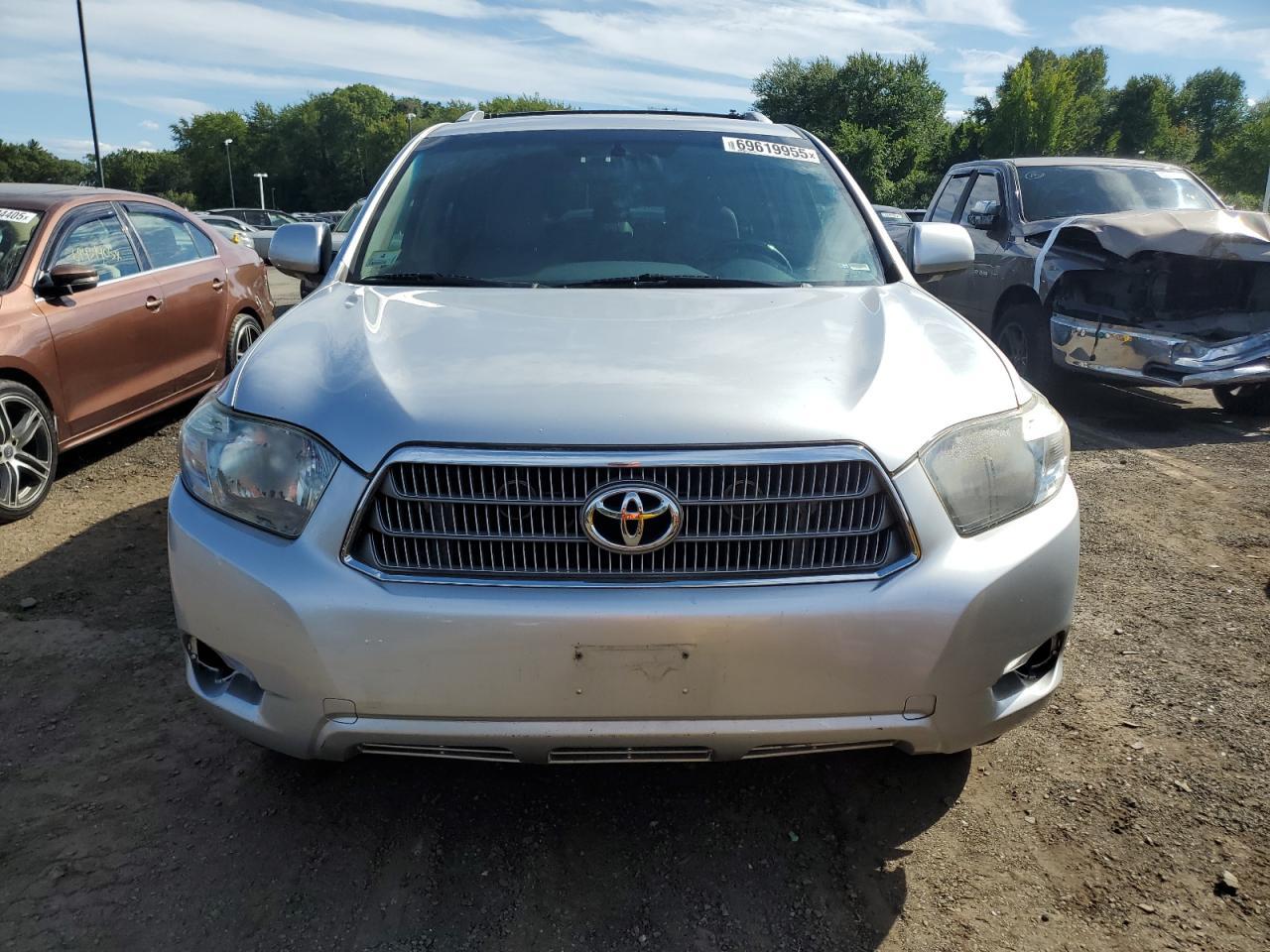2010 Toyota Highlander Hybrid Серебряный vin: JTEBW3EH9A2046130
