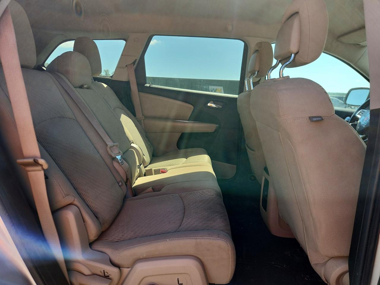 2014 Dodge Journey Se Серебряный vin: 3C4PDCAB4ET141345