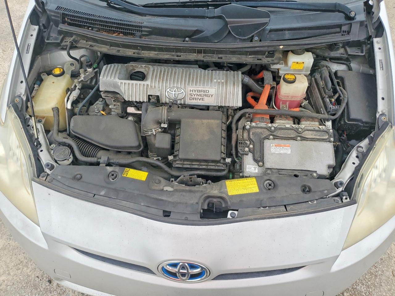 2011 Toyota Prius Two Silver vin: JTDKN3DU5B0276511