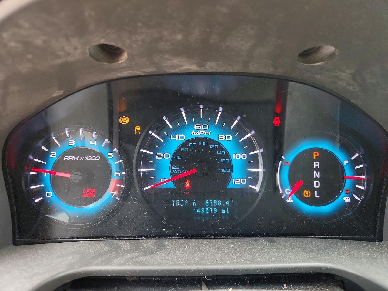 2010 Ford Fusion S White vin: 3FAHP0GA4AR411406