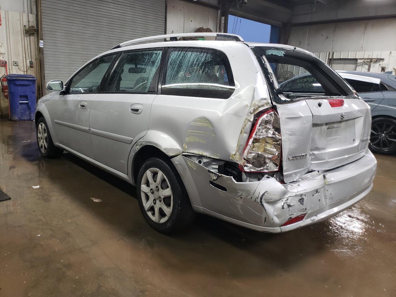 2005 Suzuki Forenza S Silver vin: KL5JD86ZX5K084620