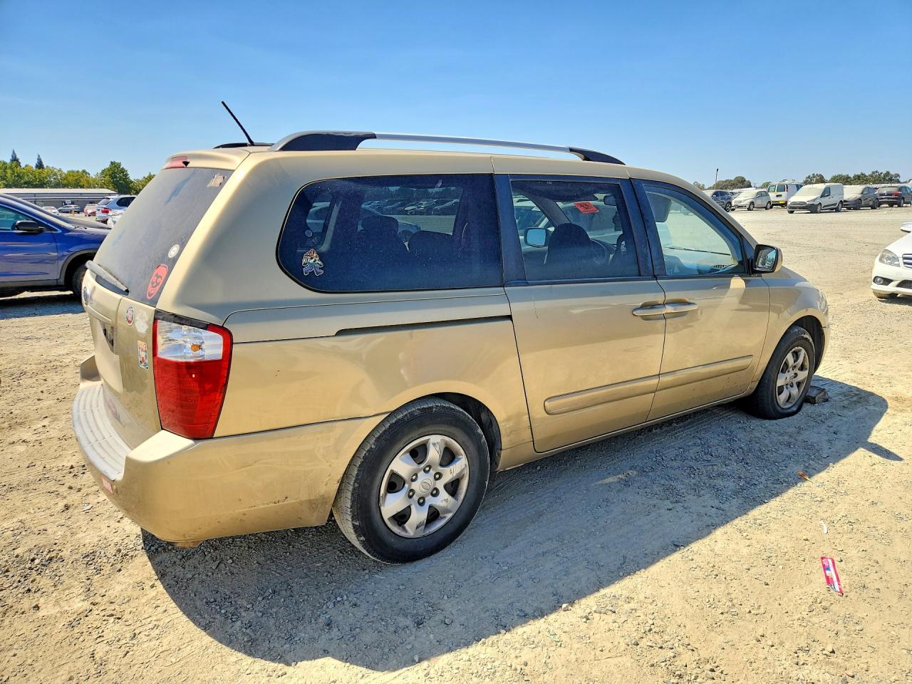 2010 Kia Sedona Lx Gold vin: KNDMG4C35A6354072