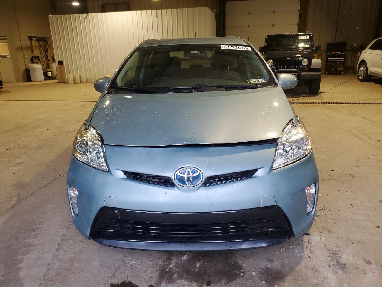 2014 Toyota Prius Three Синий vin: JTDKN3DU3E1815061