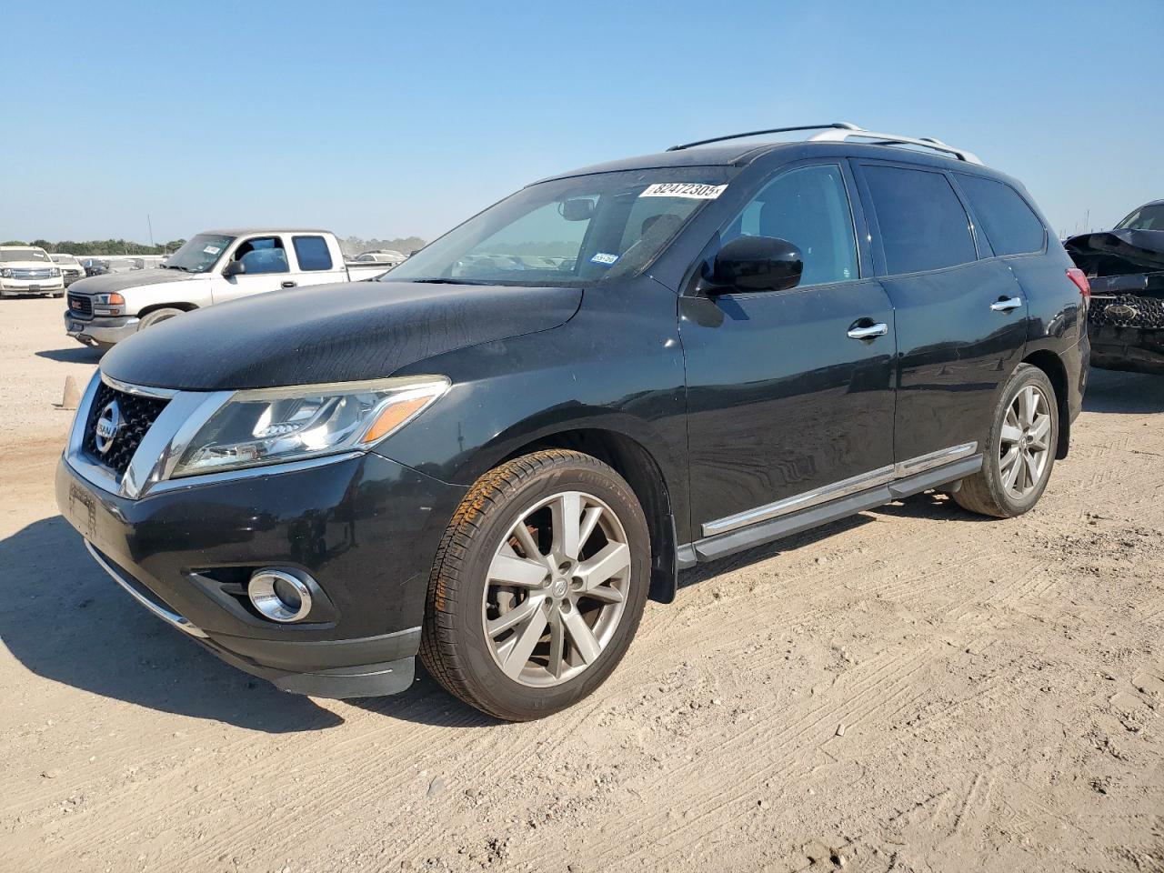 2015 Nissan Pathfinder S Черный vin: 5N1AR2MN0FC716668