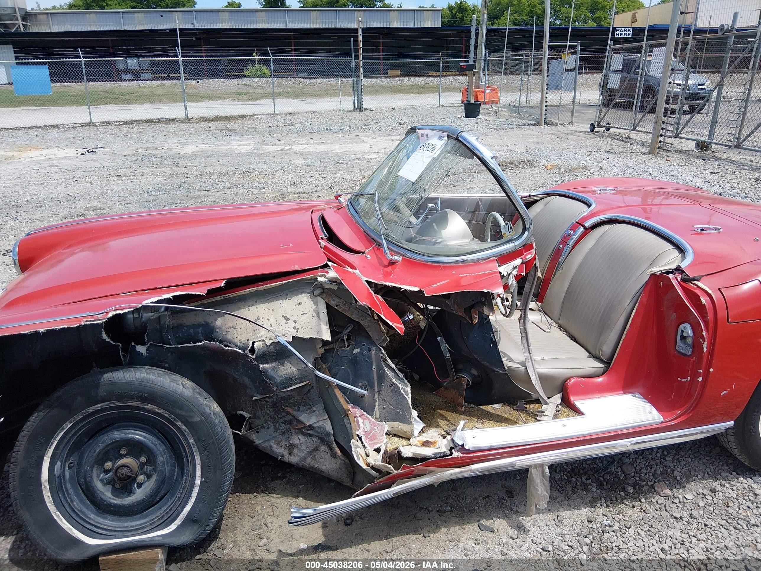 1962 Chevrolet Corvette   Красный vin: 20867S112453     