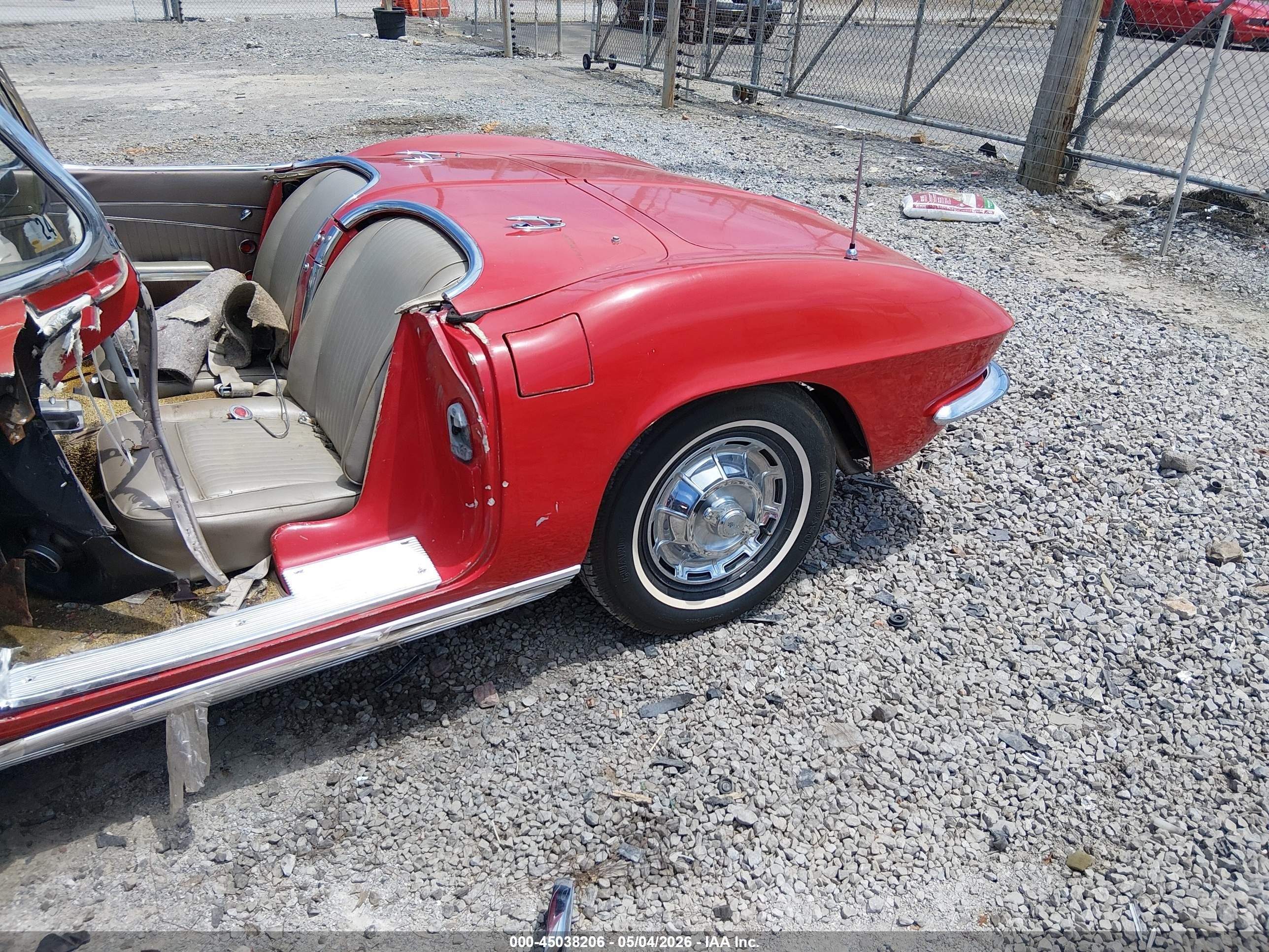 1962 Chevrolet Corvette   Красный vin: 20867S112453     
