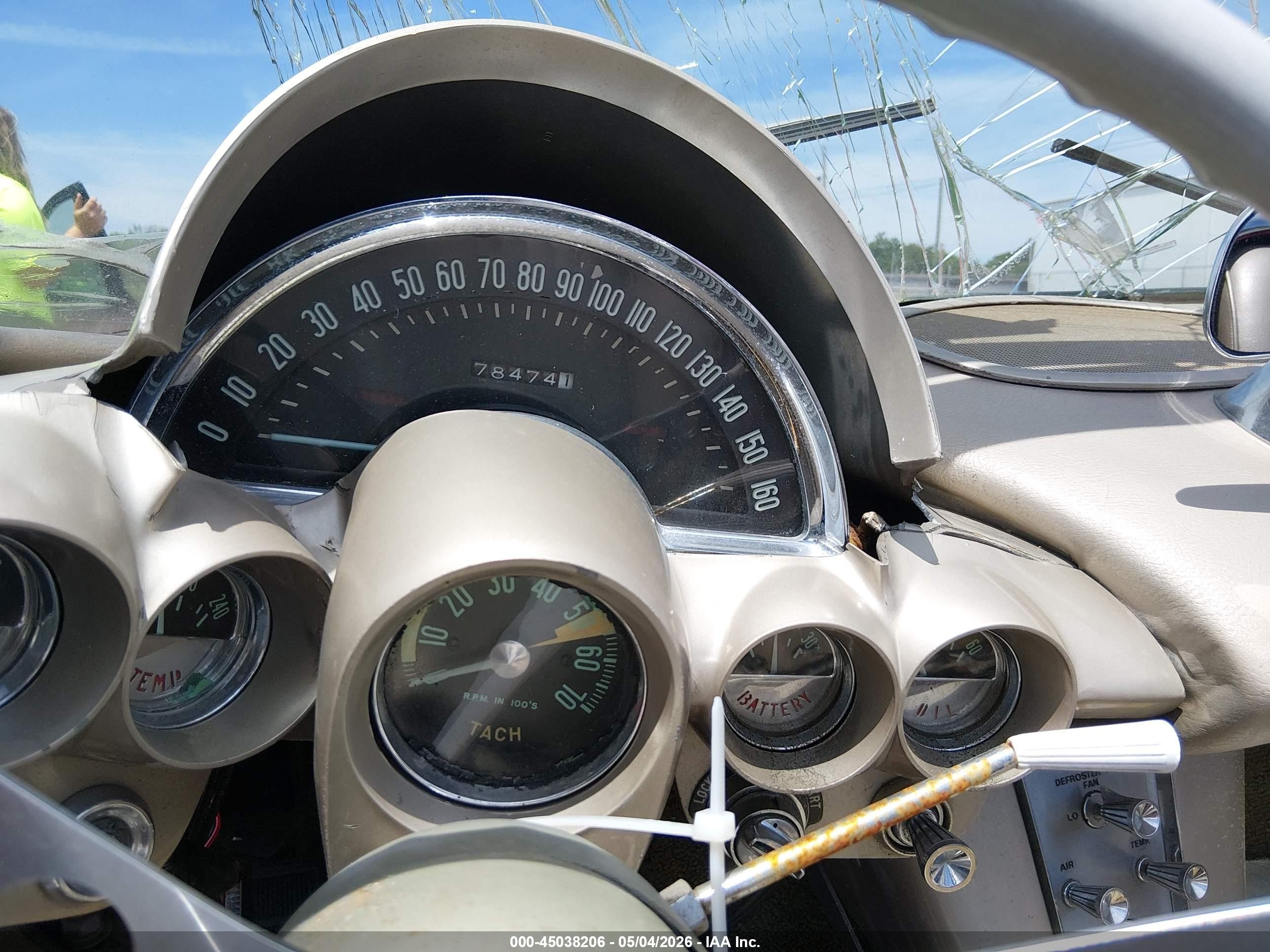 1962 Chevrolet Corvette   Красный vin: 20867S112453     