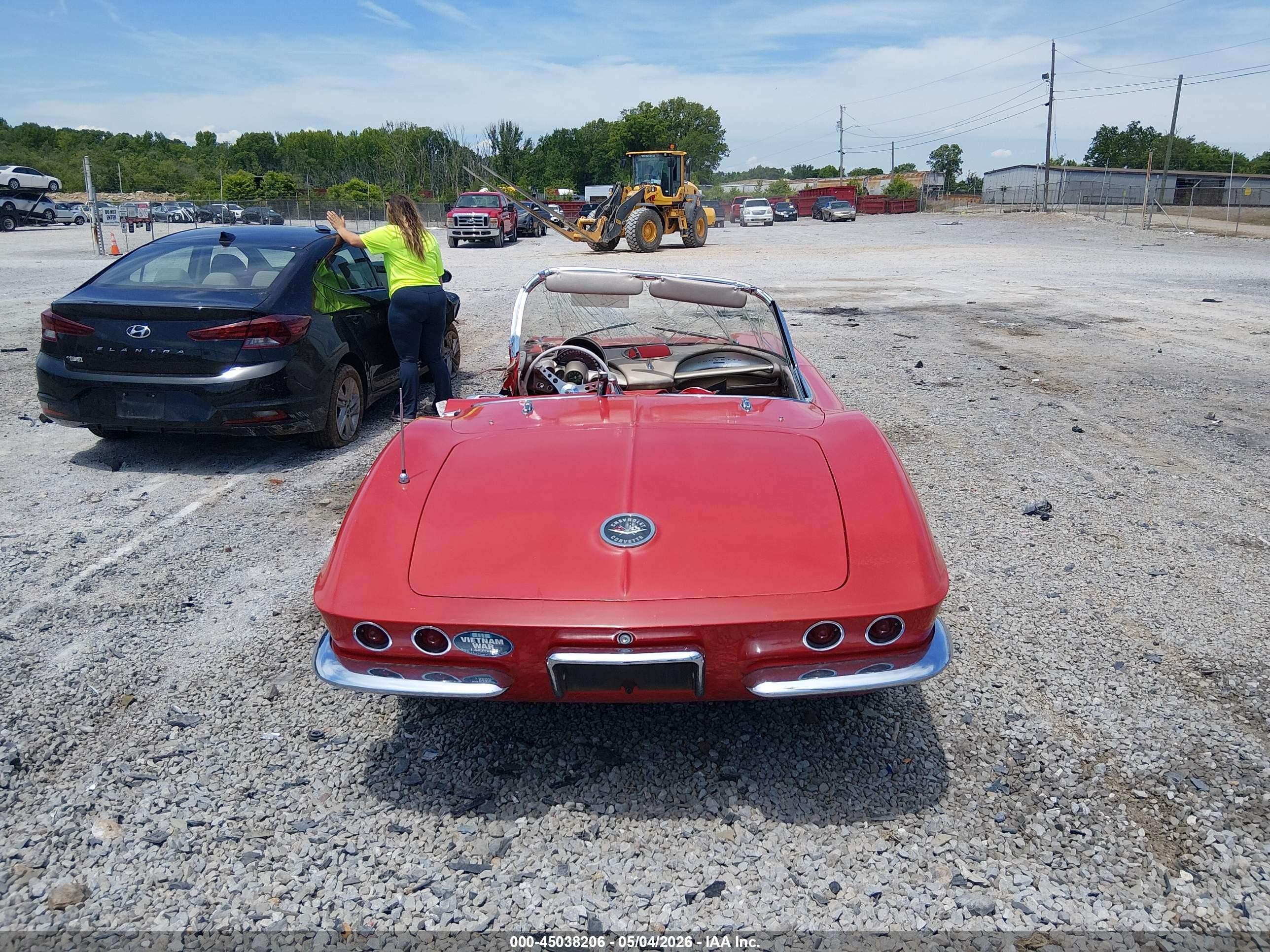 1962 Chevrolet Corvette   Красный vin: 20867S112453     